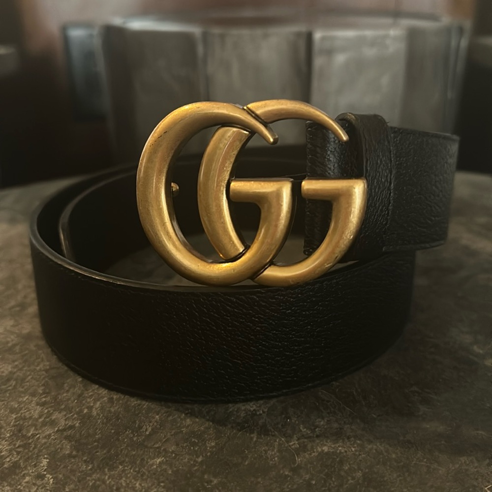 Women’s Gucci belt